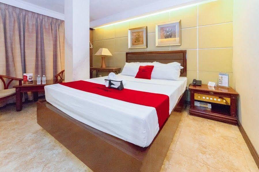 מלון קואזון סיטי Super Oyo 791 Bell Mansion מראה חיצוני תמונה
